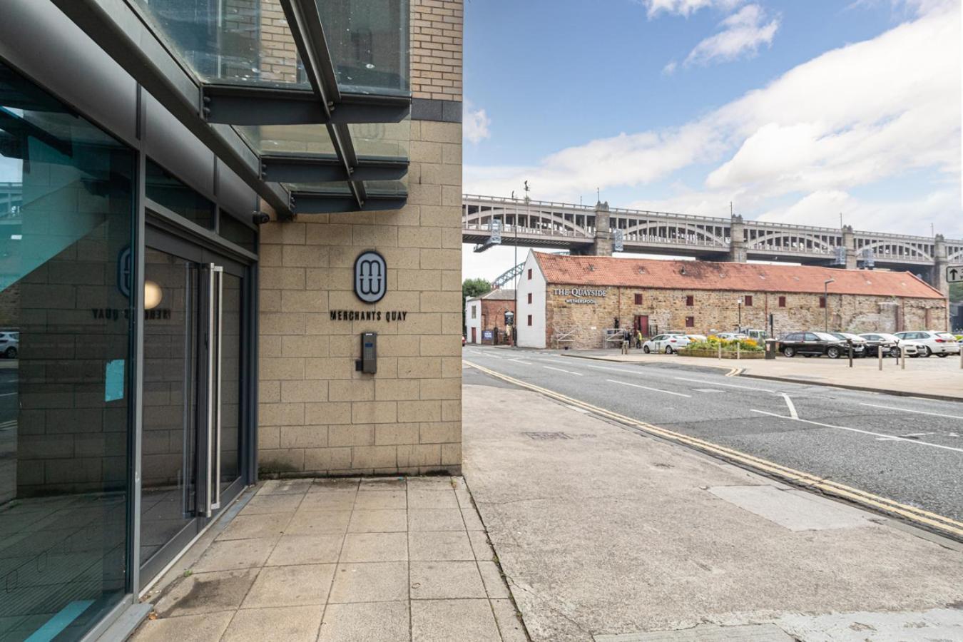 30 Quayside Апартаменты *